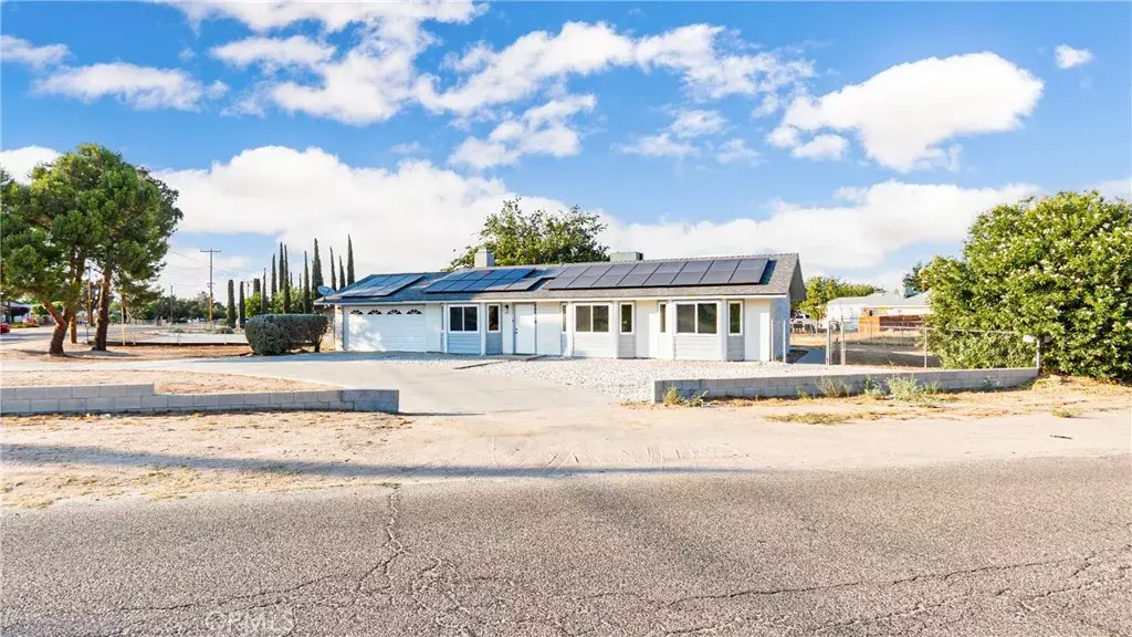 Hesperia, CA 92345,10219 Victor Avenue
