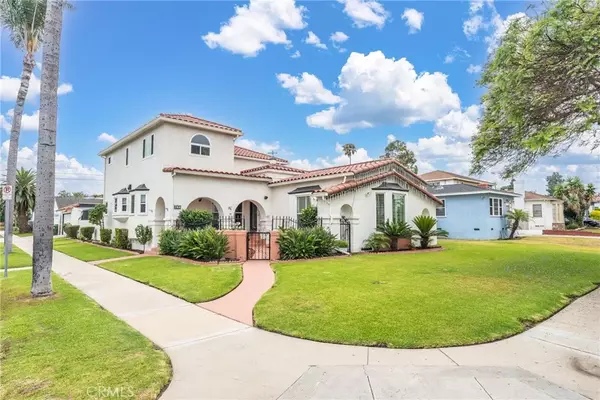 800 W 110th Street, Los Angeles, CA 90044