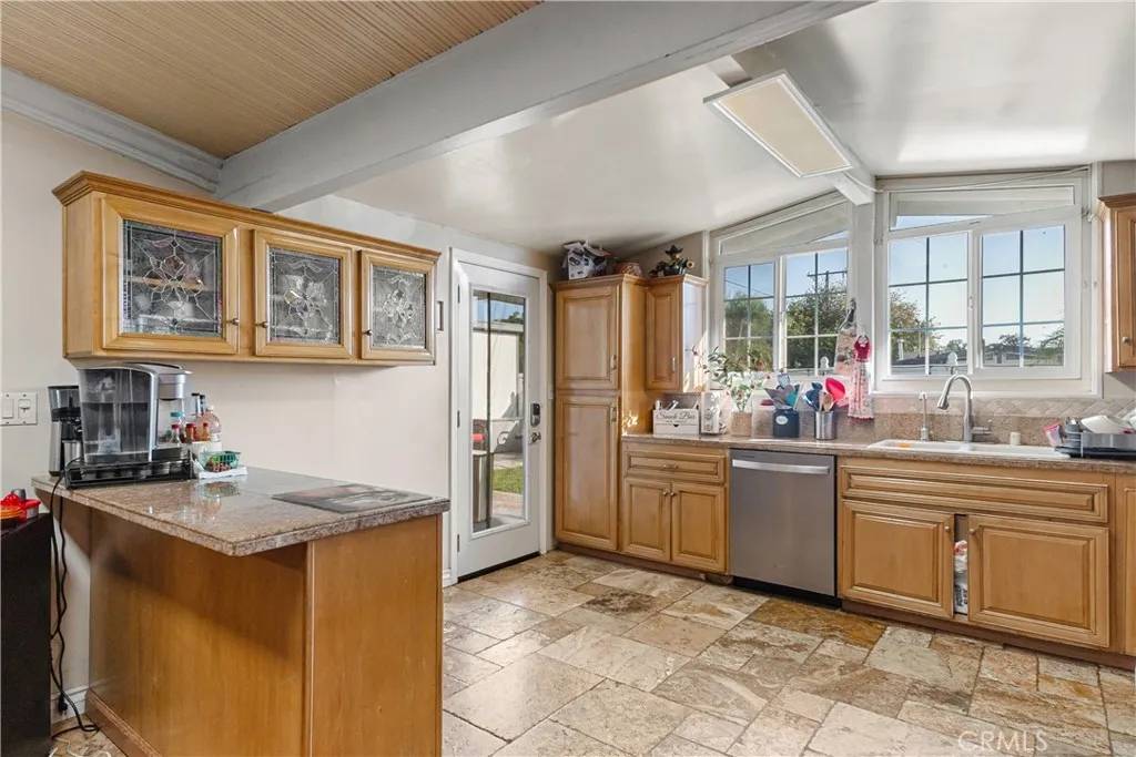 Whittier, CA 90605,8614 Amsdell Avenue