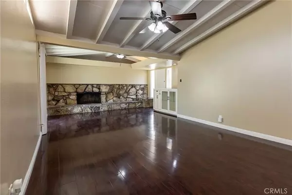 Anaheim, CA 92801,1051 N Lido St