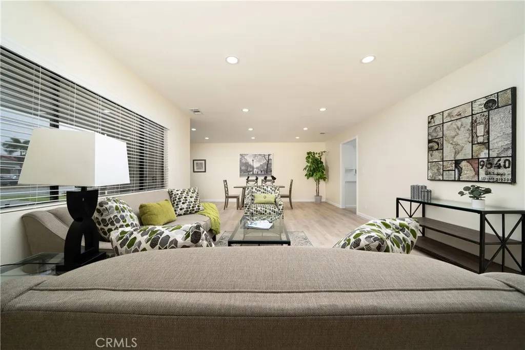 Downey, CA 90242,12566 Dolan Avenue