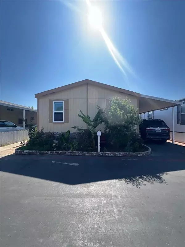 Anaheim, CA 92805,1241 N East #136
