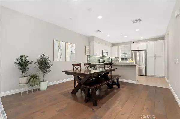 649 W Foothill Boulevard #2, Glendora, CA 91741