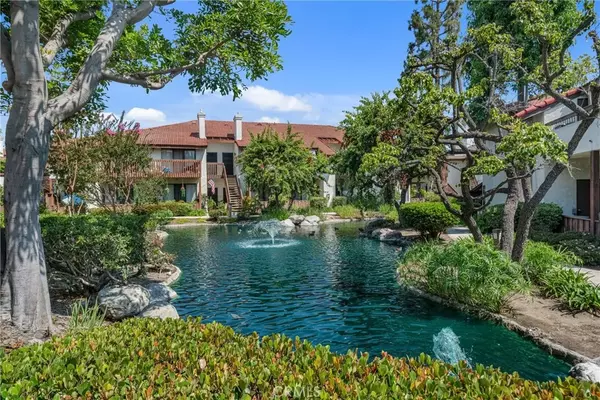 8615 Meadow Brook Avenue #202, Garden Grove, CA 92844
