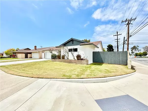 Huntington Beach, CA 92647,16501 Rhone Lane