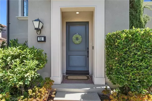 Irvine, CA 92620,51 Decker