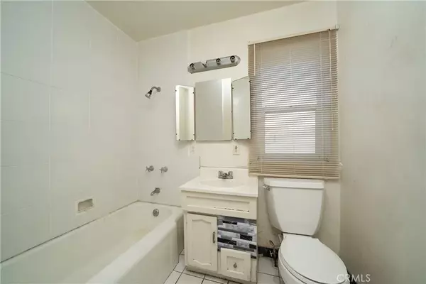 Long Beach, CA 90807,4155 Rose Avenue