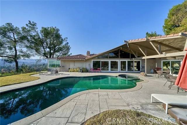 5354 Stardust Road, La Canada Flintridge, CA 91011
