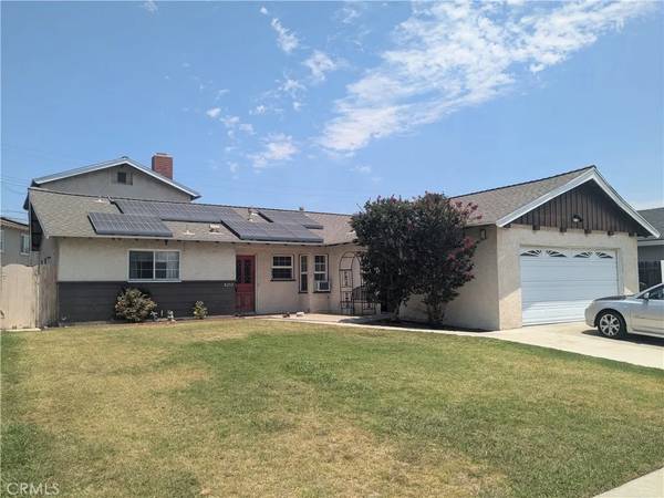 8252 Fontainbleau Way, Cypress, CA 90630