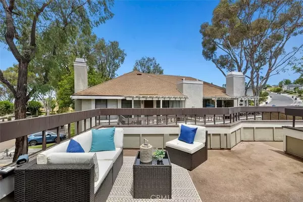 Lake Forest, CA 92630,22206 Rim Pointe #7G