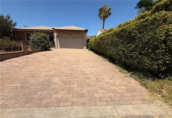 Burbank, CA 91504,9929 Saticoy Street