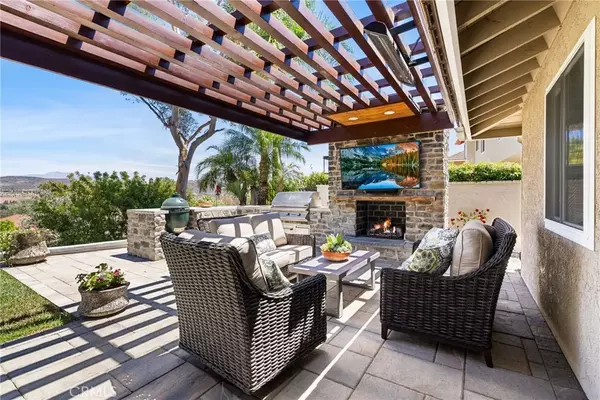 North Tustin, CA 92705,9686 Ravenscroft