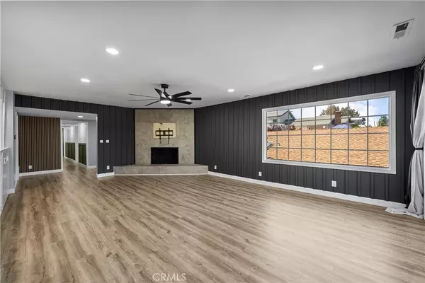 Newhall, CA 91321,25083 Wheeler Road