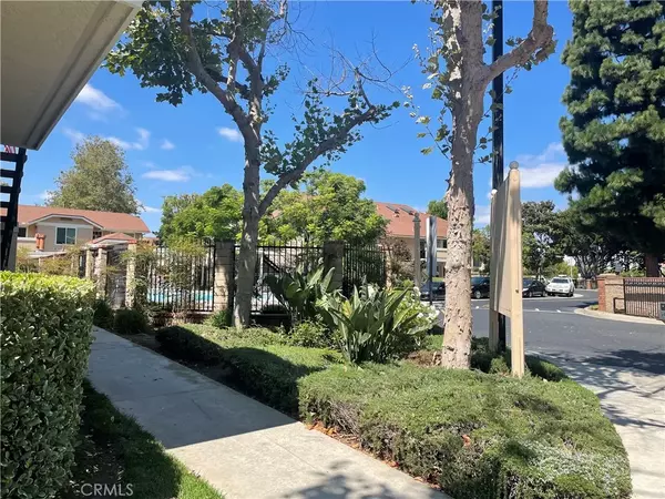 Stanton, CA 90680,7735 Briarglen #A
