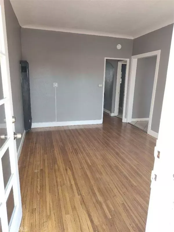 2236 Lime Avenue, Long Beach, CA 90806
