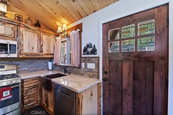 Big Bear City, CA 92314,1212 S Minton Avenue