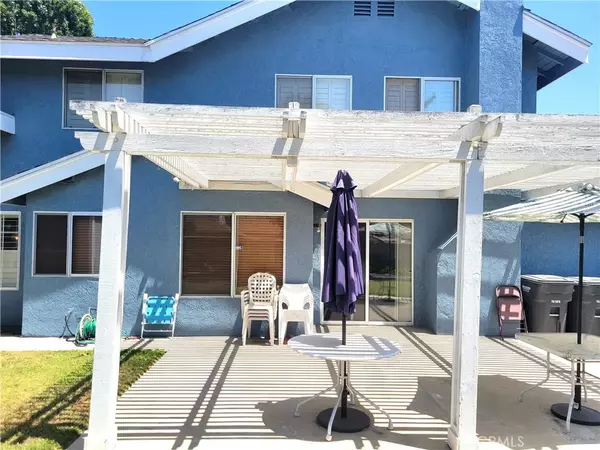 Lakewood, CA 90712,6103 Sunfield Avenue