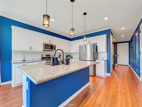 Corona, CA 92883,11863 Omni Court