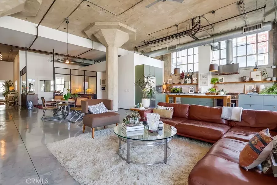 115 W 4th Street #311, Long Beach, CA 90802