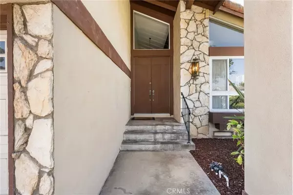 Santa Ana, CA 92704,2518 W Adams Street