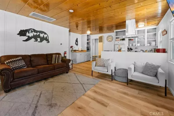 Big Bear Lake, CA 92315,455 Crane Drive