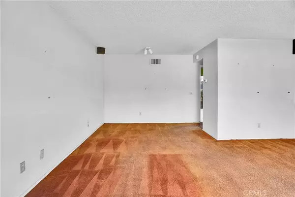 Panorama City, CA 91402,8713 Cedros Avenue