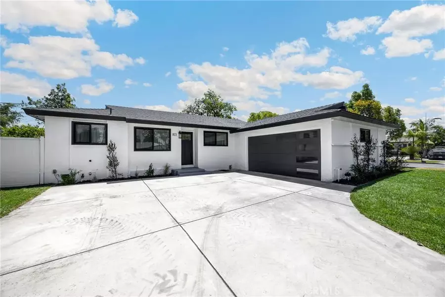 801 Michael Street, Santa Ana, CA 92703