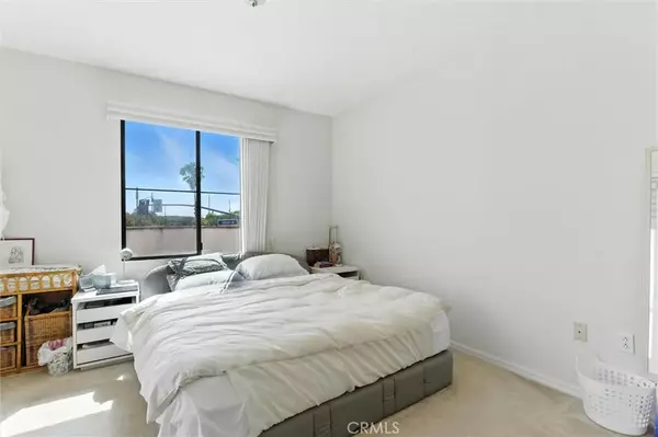 Redondo Beach, CA 90278,2001 Artesia Boulevard #207