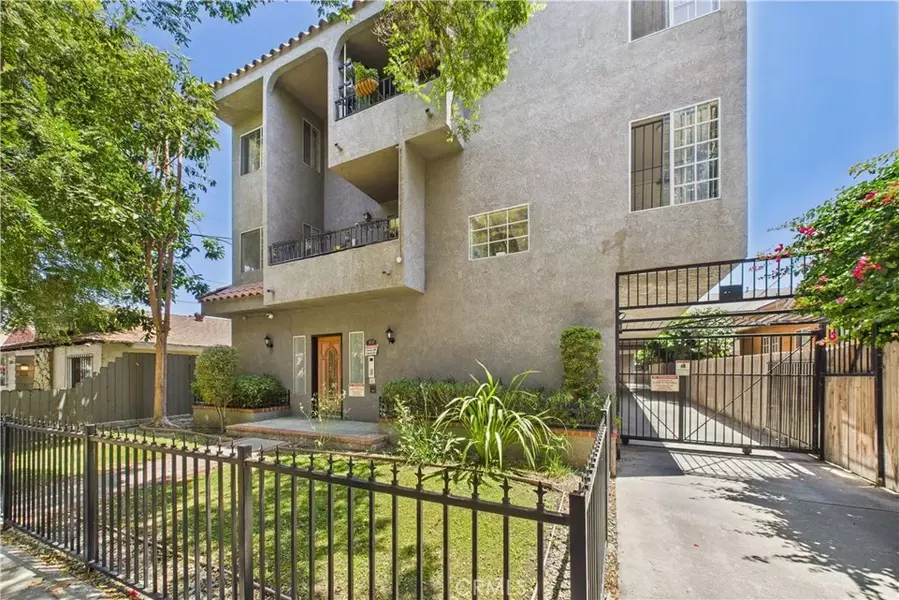 1200 Ohio Avenue #6, Long Beach, CA 90804