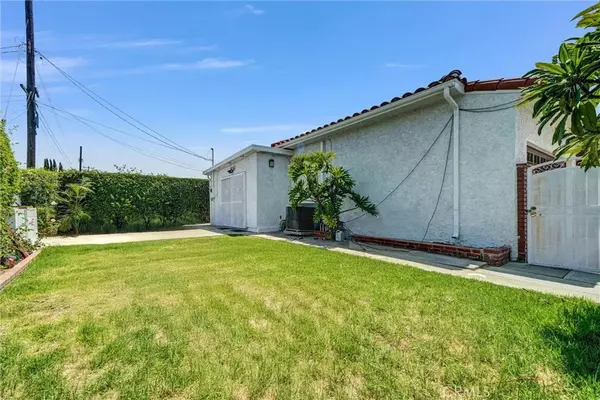 Wilmington, CA 90744,1104 Frigate