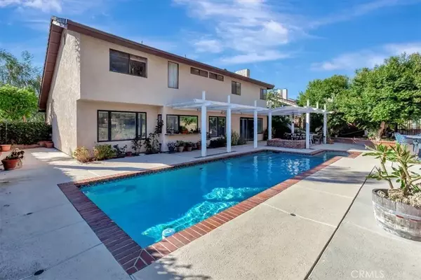 Yorba Linda, CA 92886,5136 Lupine Street