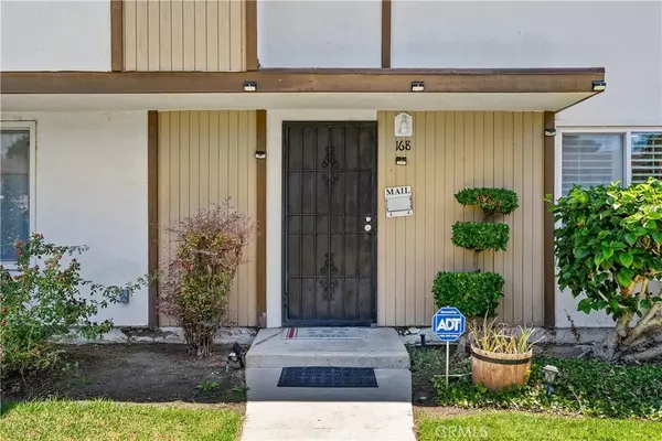 Tustin, CA 92780,1722 Mitchell Avenue #168