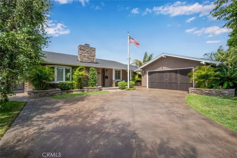 12831 Foster Road, Rossmoor, CA 90720