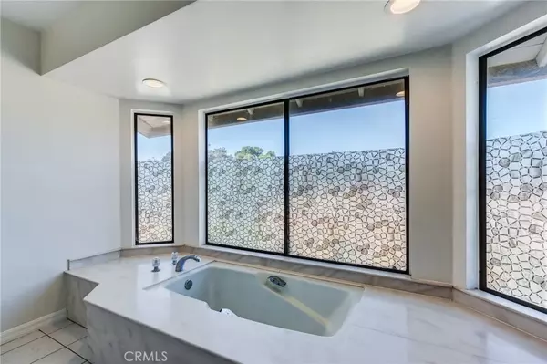 Pomona, CA 91766,6 Hunter Point Road