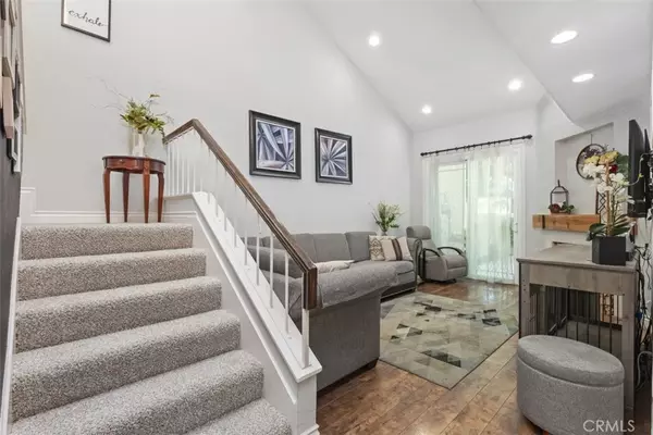 Irvine, CA 92614,3 Almador