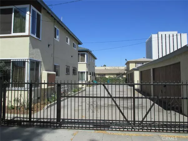 Compton, CA 90220,346 W Palm Street