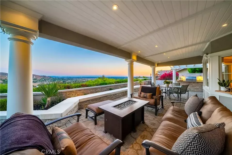 5608 E Crest De Ville Avenue, Orange, CA 92867