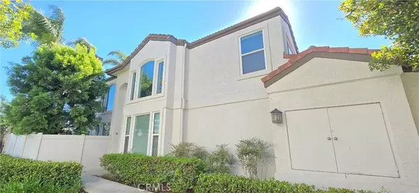 Corona, CA 92879,2110 Almeria Street #106