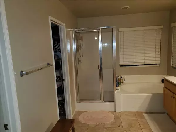 Temecula, CA 92591,42165 calabria