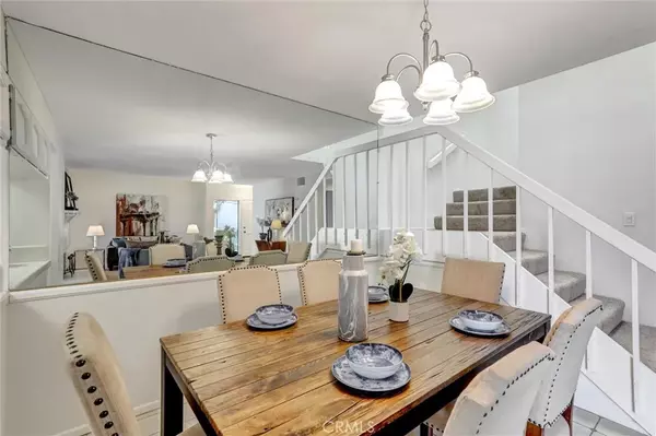Costa Mesa, CA 92626,905 Powell Court
