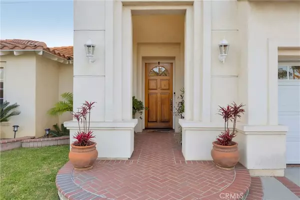 Huntington Beach, CA 92646,9112 Playa Drive