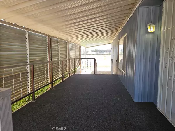 Hemet, CA 92545,5001 W Florida #135