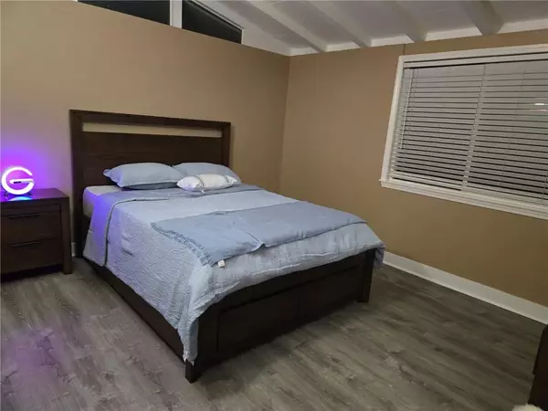 Orange, CA 92868,2234 W Palm Avenue