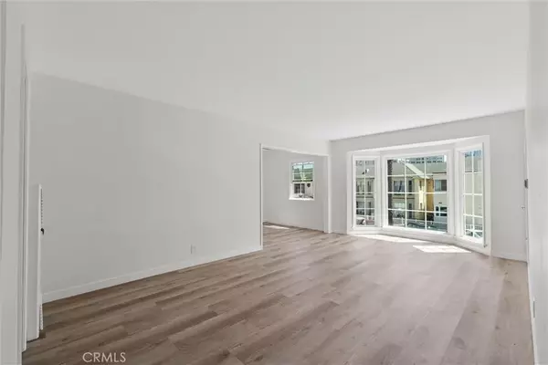 Long Beach, CA 90802,102 Lime Avenue #7