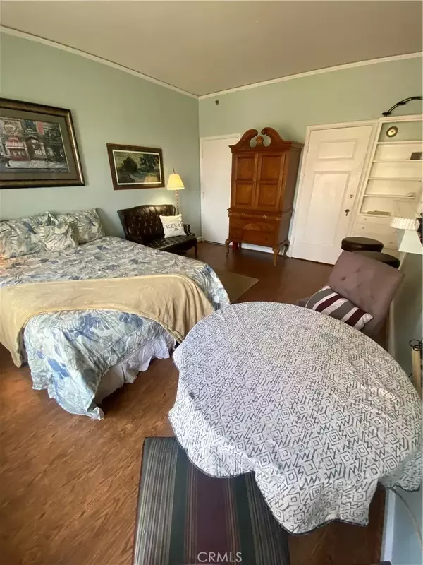 Long Beach, CA 90802,800 E Ocean Boulevard #1407