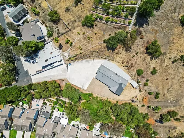 Santa Ana, CA 92705,19181 Stoller Lane