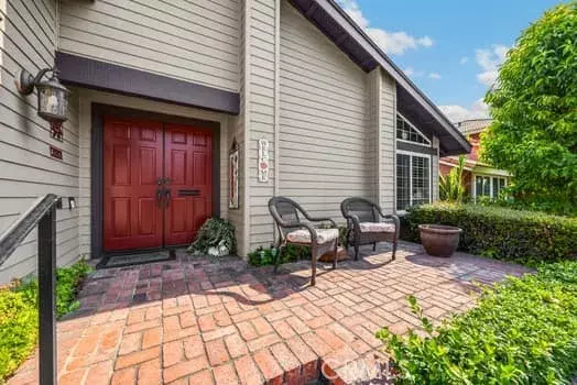 Buena Park, CA 90620,7878 Poinsettia Drive