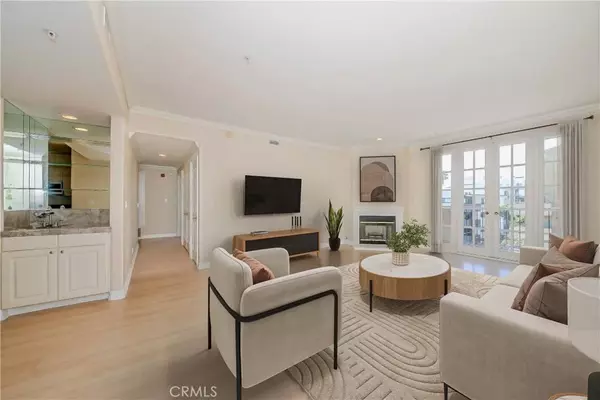 Los Angeles, CA 90024,1250 Midvale Avenue #302