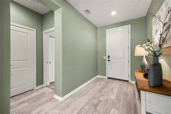 Corona, CA 92883,11362 Hutton Road