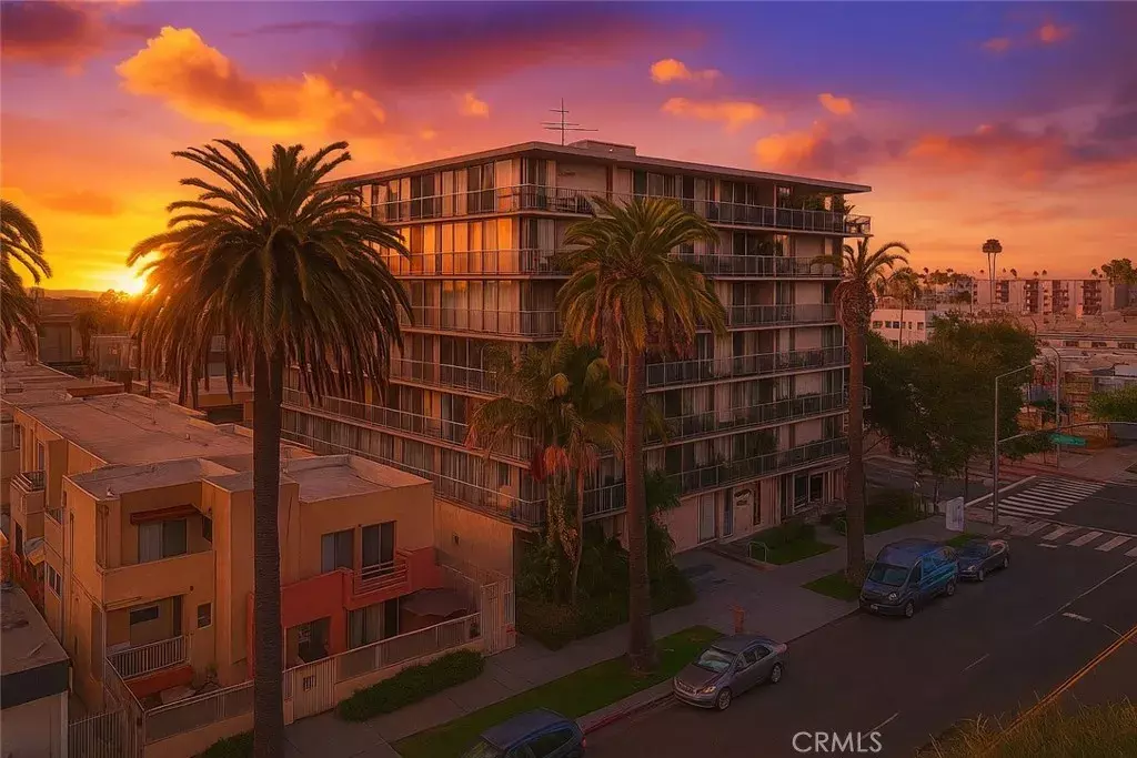 Long Beach, CA 90802,375 Atlantic Avenue #201
